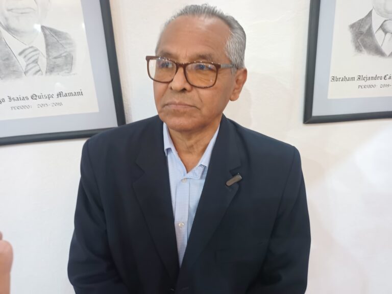 Washington Zeballos critica inacción estatal ante contaminación del río Coralaque