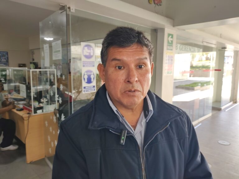 Refuerzan control de minivanes en el barrio San Martín