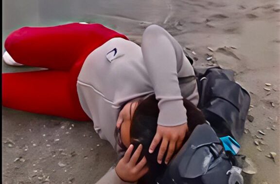 Pareja resultó herida tras despiste y volcadura de moto