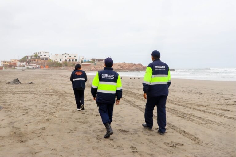Monitorean playas de Mejía por alerta de tsunami 