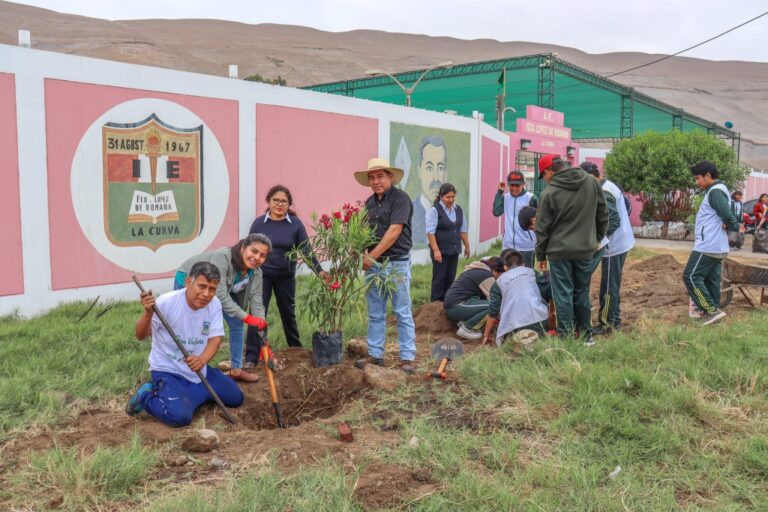 Promueven arborización en Deán Valdivia