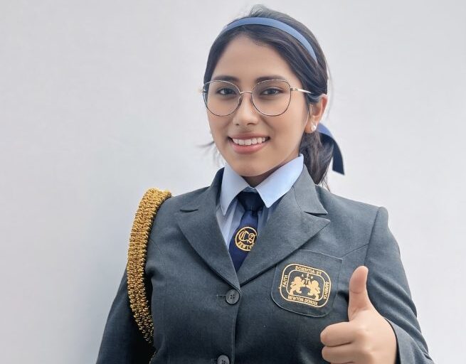 Camila Verreault logra puntaje más alto en examen de rendimiento superior en la UCSM