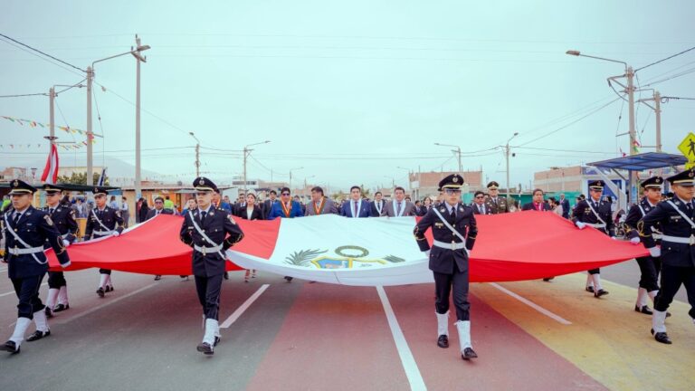 Conmemoración por Fiestas Patrias reunió a autoridades y población en El Algarrobal