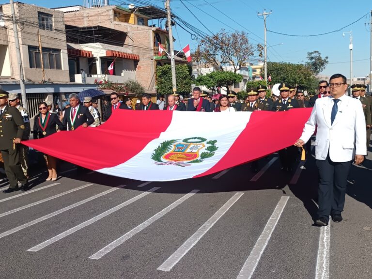 Desfile cívico-militar en Moquegua destacó por su carácter multicultural