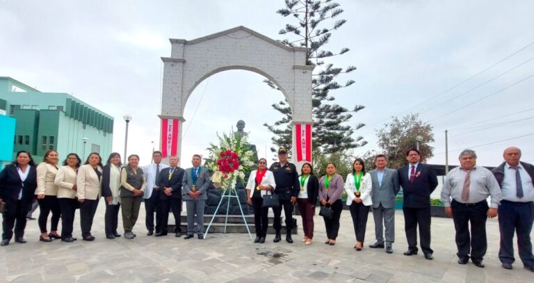 Conmemoran natalicio de Juan Gualberto Valdivia Cornejo en La Curva