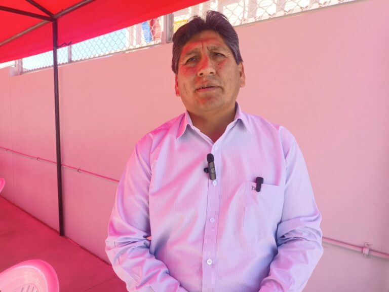 Alcalde de Carumas solicita apoyo del GORE para rehabilitar bocatomas dañadas por lluvias