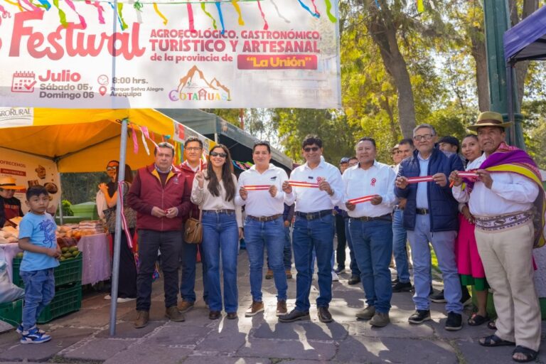 Festival impulsa economía de La Unión en Arequipa