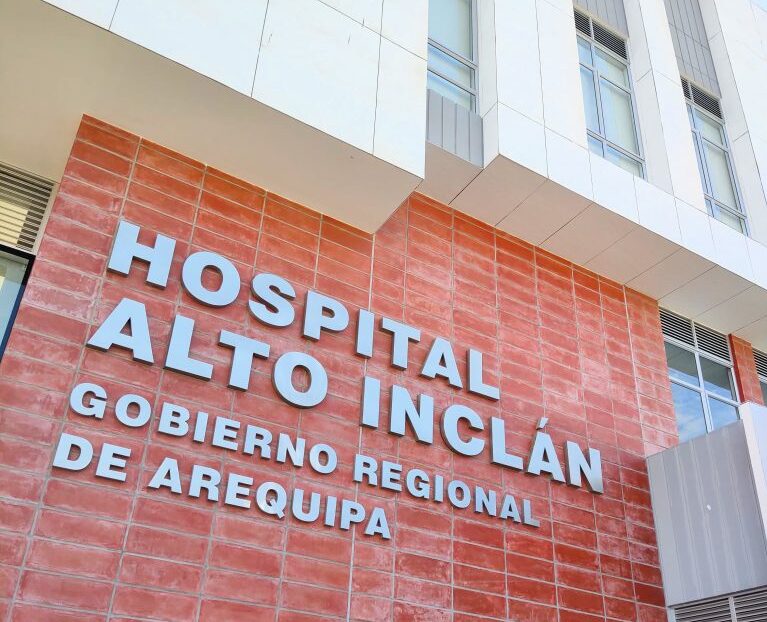 Presumen intoxicación en muerte de mujer en Mollendo