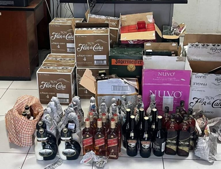 Incautan licor de contrabando valorizado en 40 mil soles