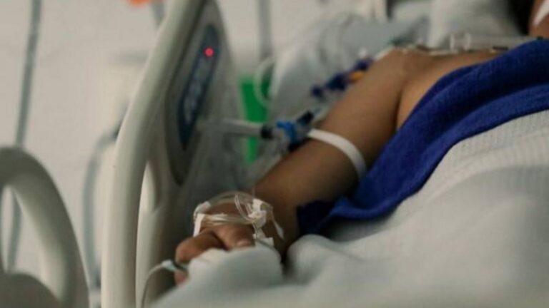 Estudiante permanece en UCI tras accidente en campeonato escolar