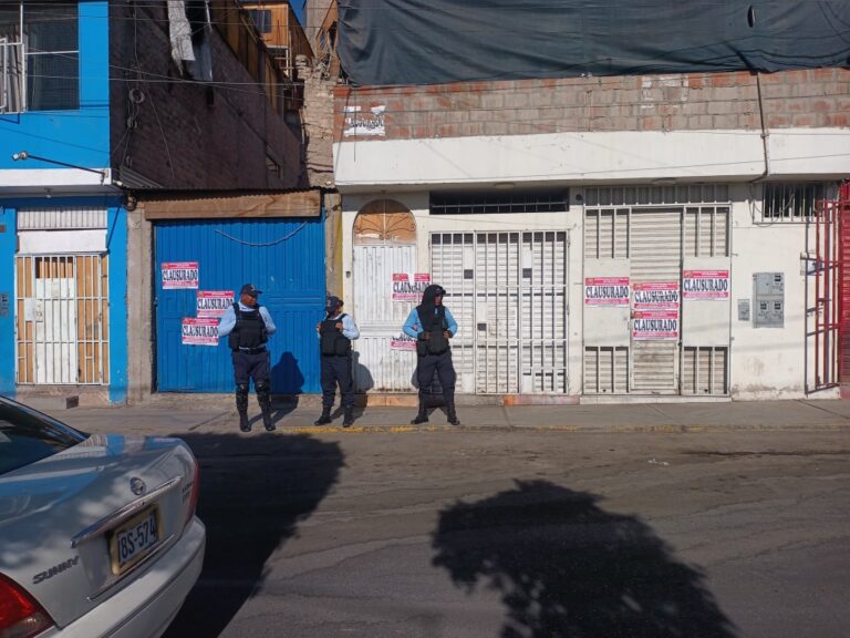 Trinquetes Políticos: Gran concentración por «El Gallinero»