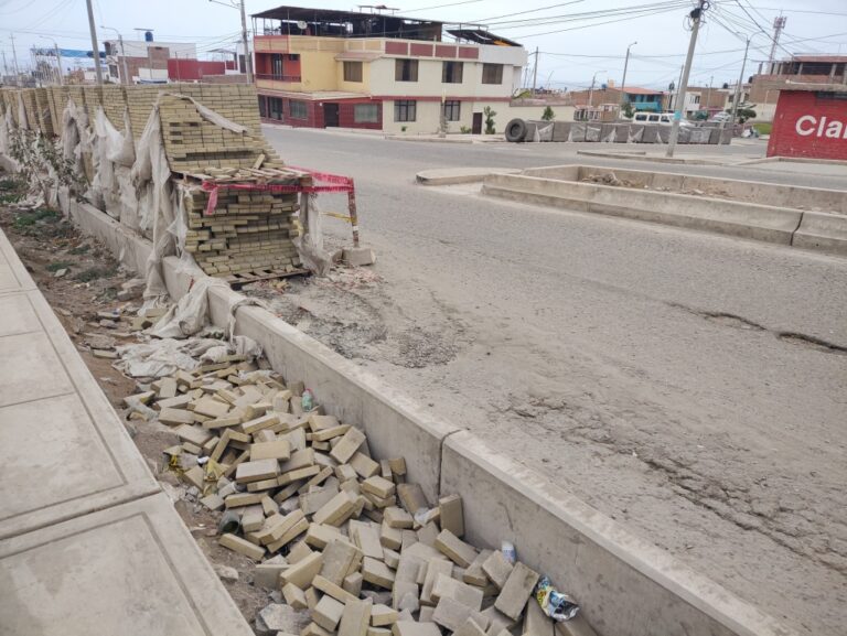 Obra de Los Cuatro Pueblos: más observaciones, más retrasos