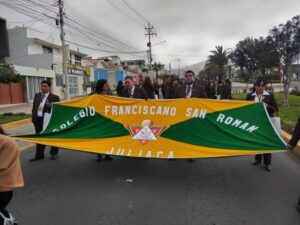 Paseo delegacion docentes franciscanos congreso Mollendo 31072025 2 La Prensa Regional