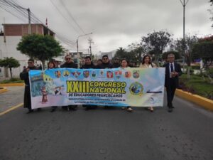 Mollendo es sede del XXIII Congreso Nacional de Educadores Franciscanos 2 Paseo delegacion docentes franciscanos congreso Mollendo 31072025 3 La Prensa Regional
