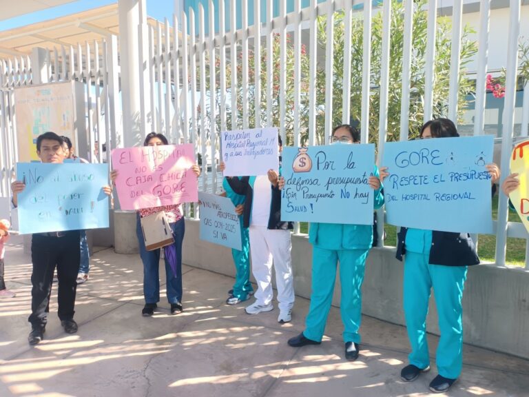 Trabajadores de Salud protestan por anulación de concurso CAS