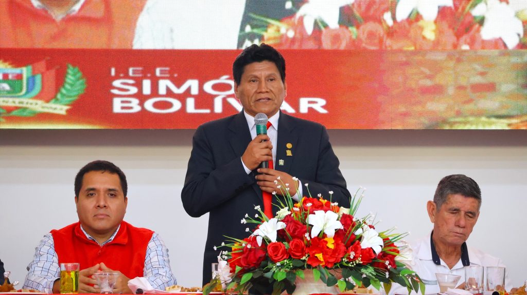 I.E. Simón Bolívar presenta actividades por su bicentenario 3 Presentacion del programa de actividades Bicentenario IEE Simon Bolivar de Moquegua 02072025 8 La Prensa Regional