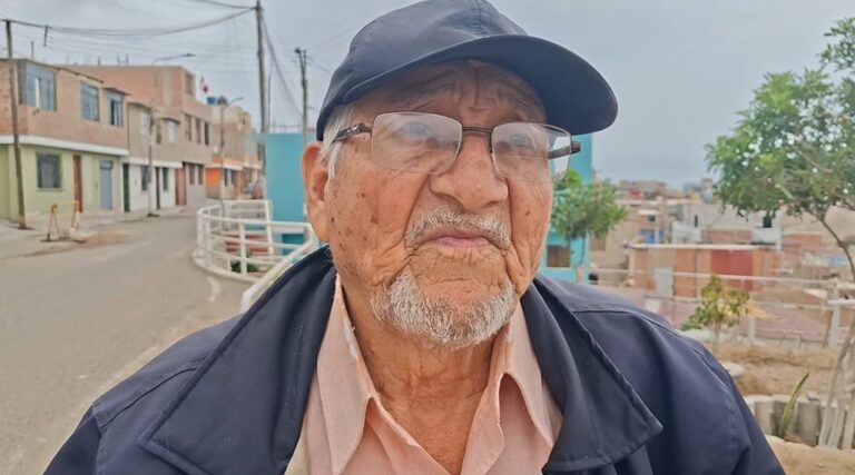 Vecinos de Miguel Grau exigen reinicio de obra de alcantarillado