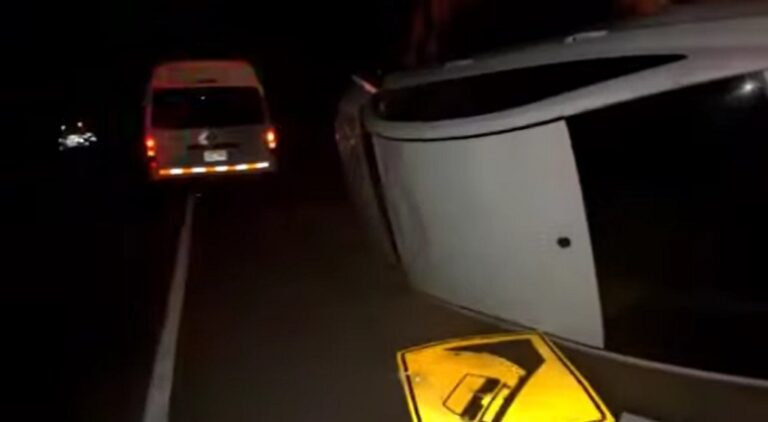 Vehículos protagonizan accidente de tránsito en el valle de Moquegua