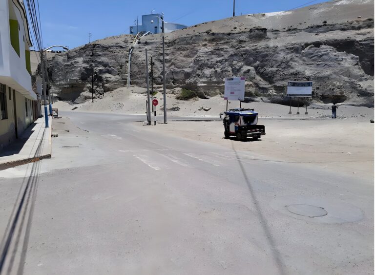 Avanza proyecto de paso a desnivel en El Arenal y puente peatonal en Punta de Bombón con inversión de S/ 40 millones