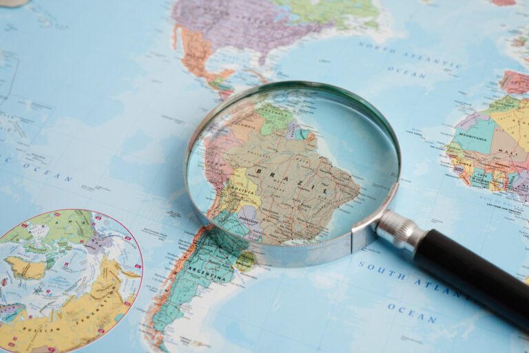 Cambio de péndulo y crisis en Latinoamérica