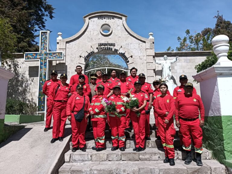 Compañía de Bomberos de Moquegua celebra 40 años