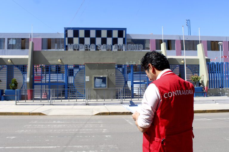 Contraloría: irregularidades y perjuicio económico en colegio modelo San Antonio