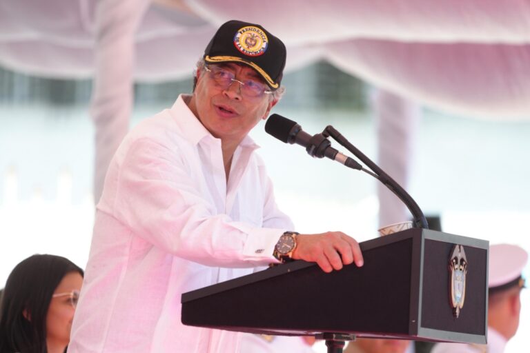 Petro desconoce soberanía del Perú sobre Santa Rosa y amenaza con demanda internacional