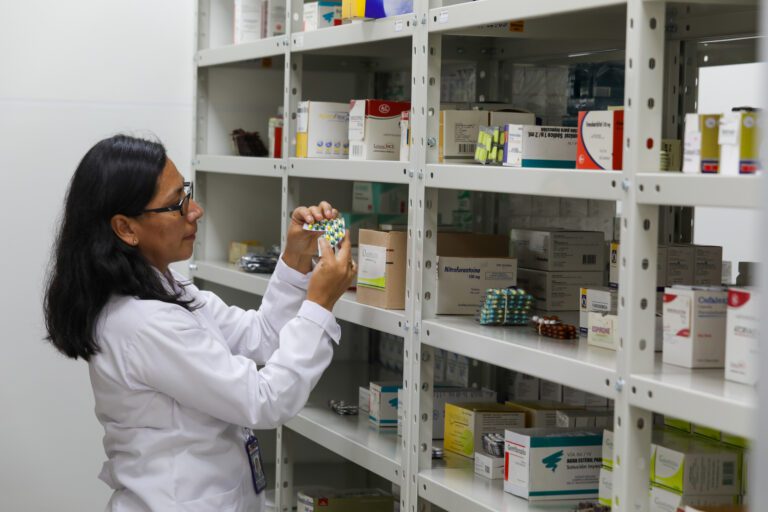 GORE Moquegua desatiende crisis: una región rica, un hospital abandonado