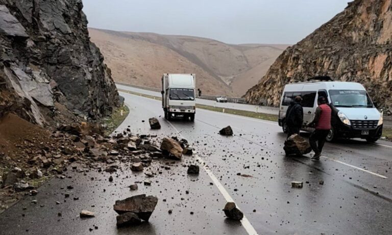 Defensa Civil de Mollendo: refuerzan respuesta tras lluvias y oleaje anómalo