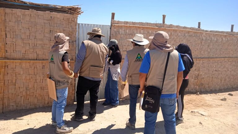 Dan 72 horas a invasores para desocupar terrenos en irrigación Majes