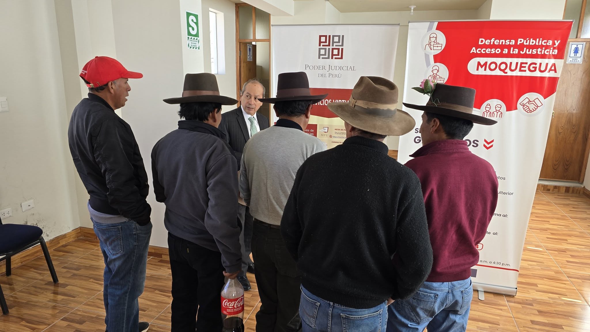 Capacitan a jueces de paz en funciones notariales y certificación de comunidades 2 Jueces y juezas de paz de los distritos de Carumas Cuchumbaya y San Cristobal de Calacoa 15082025 1 La Prensa Regional