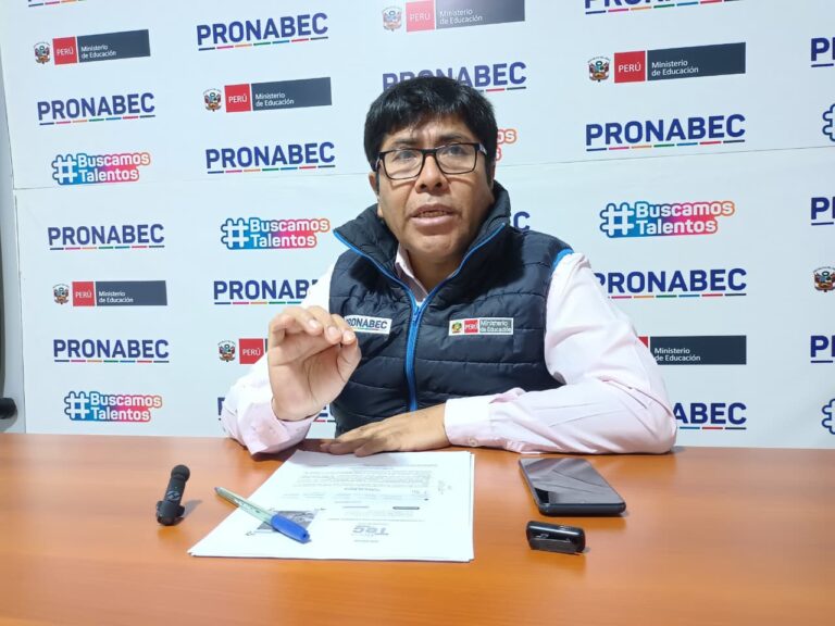 Jóvenes moqueguanos entre 17 y 39 años podrán acceder a beca técnica