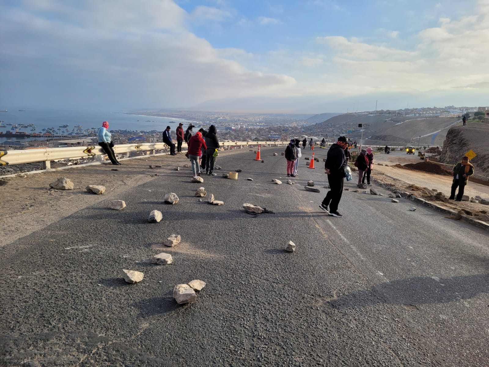 Manifestantes en ILO Bloqueo zona Boca del Sapo Pampa Inalambrica 14082025 12 La Prensa Regional