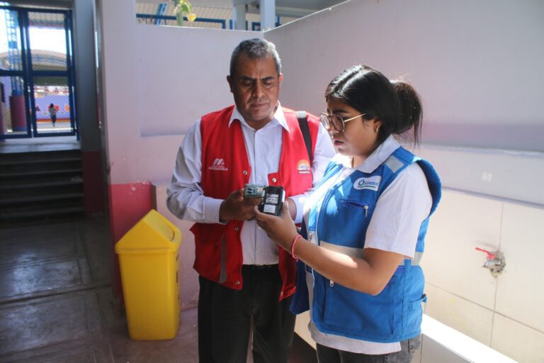 Más de 11 mil escolares de Moquegua acceden a agua segura