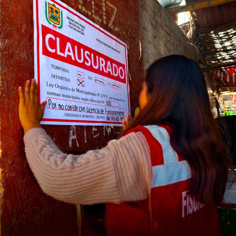 Cocachacra: clausuran dos locales comerciales por falta de licencias