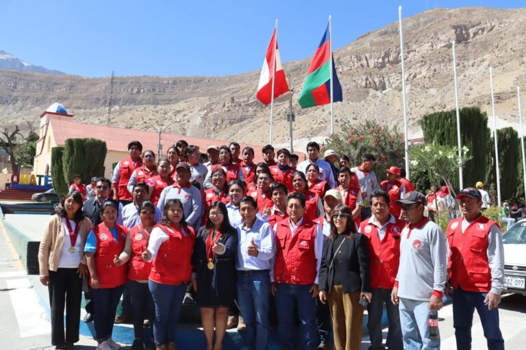 Reconocen a 132 trabajadores de construcción civil en Omate