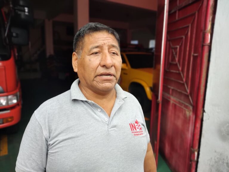 Bomberos logran acuerdos con la Intendencia tras plantón de protesta