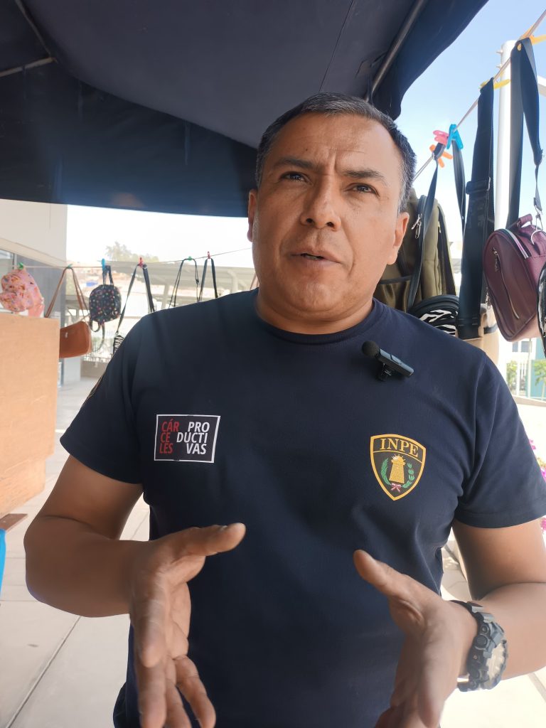 Venta de productos del programa Carceles Productivas Fernando Valencia coordinador 01082025 3 La Prensa Regional
