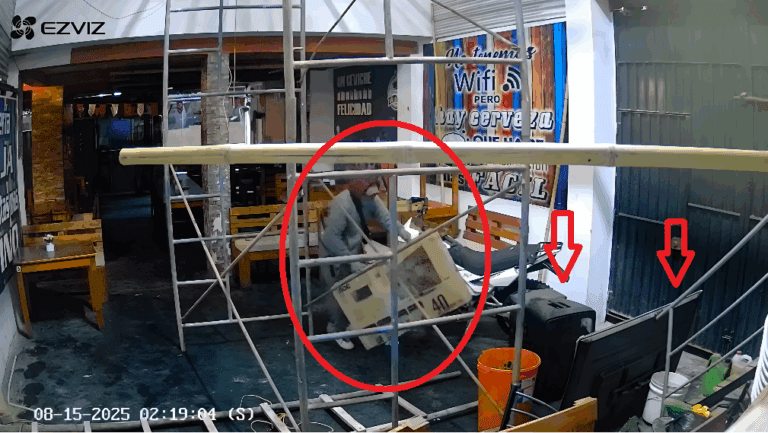 Ola de robos en Deán Valdivia: delincuentes sustraen artefactos de restaurante