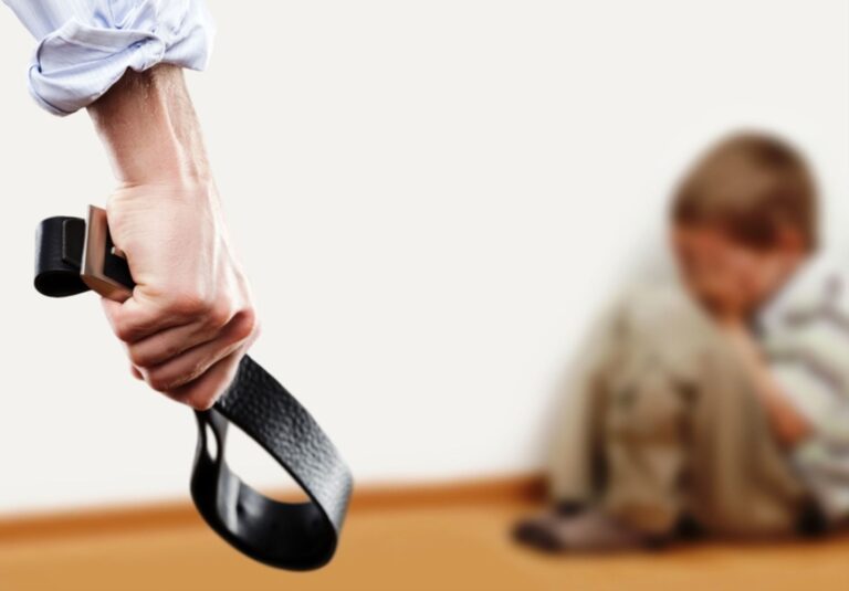 Crianza y disciplina: ¿corregir con diálogo o con violencia?