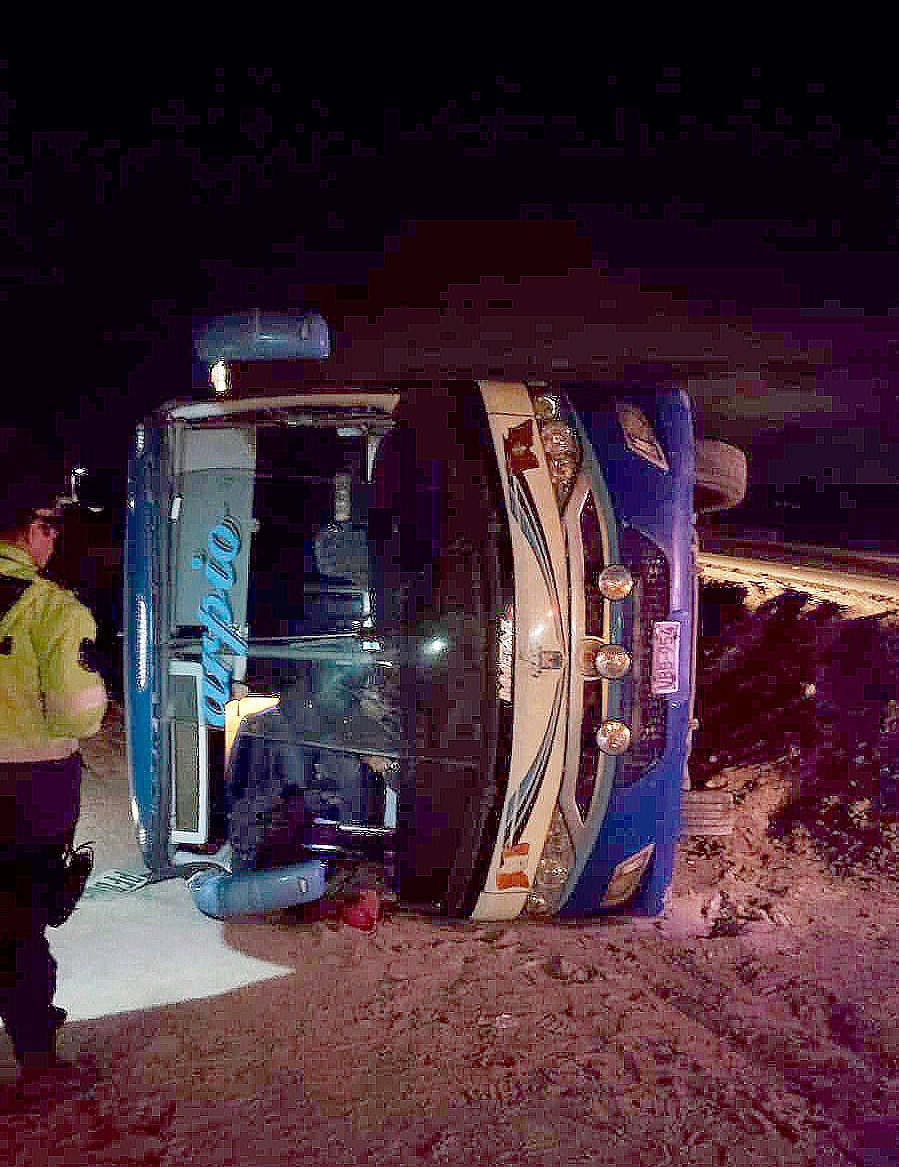 Accidente bus Del Carpio Arequipa Mollendo heridos 25092025 3 La Prensa Regional