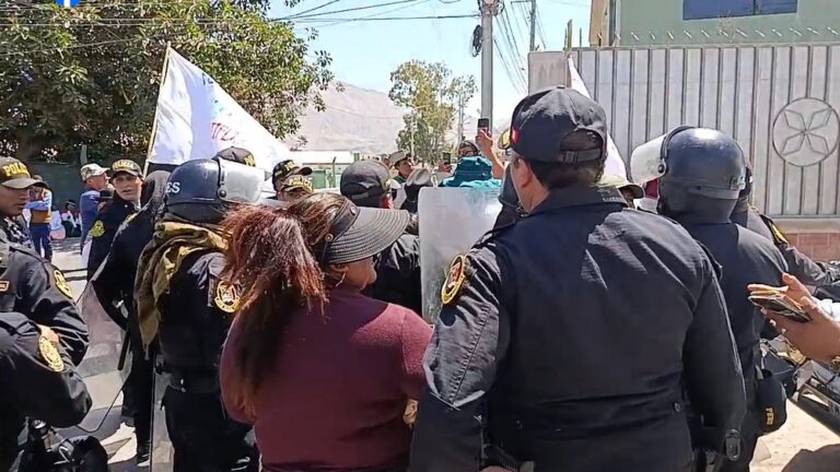 PCM y autoridades de Moquegua restringen acceso a reporteros en reunión sobre Coralaque