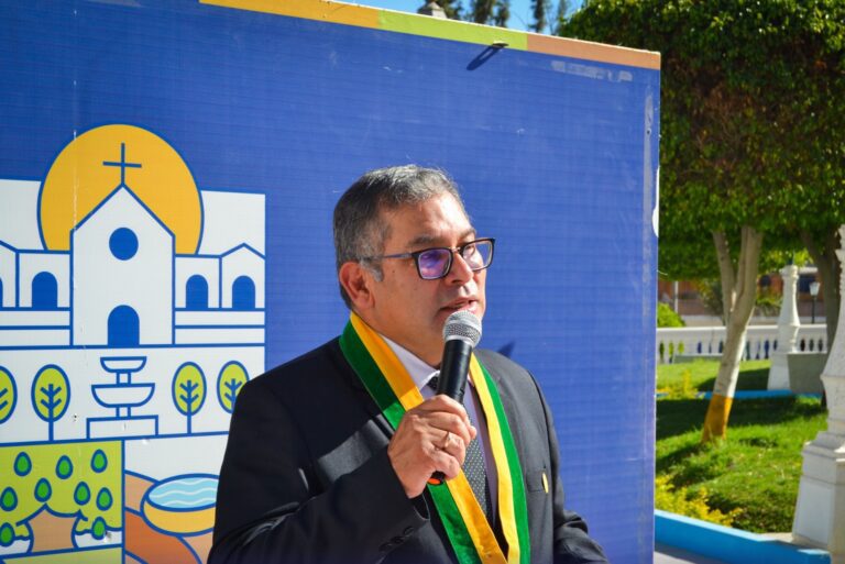 Trinquetes Políticos: La vacancia de «Toño»