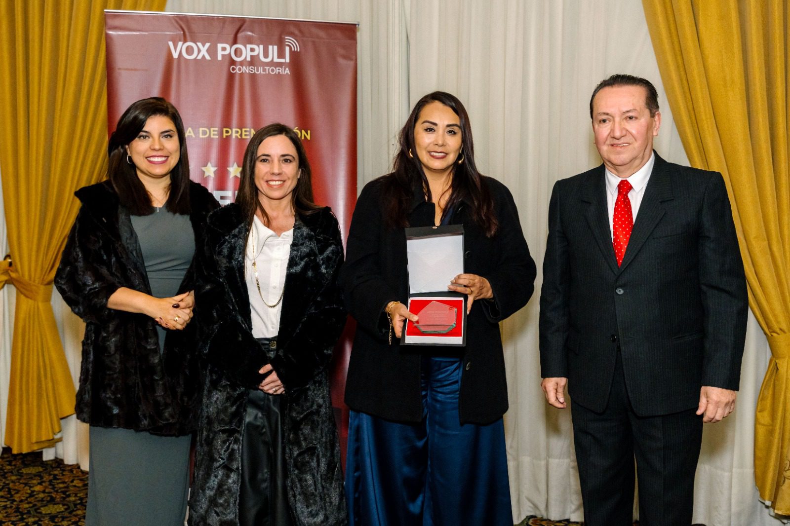 Caja Arequipa lidera el ranking Perú Top Brands 2025 por tercer año consecutivo 1 Caja Arequipa lidera el ranking Peru Top Brands 2025 0925 2 La Prensa Regional