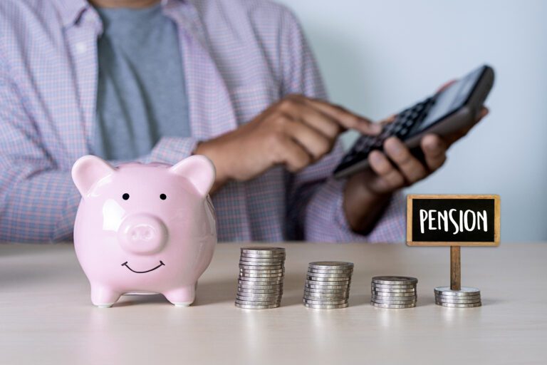 Decreto que aprueba Reglamento de la Ley N° 32123, de las AFP perjudicaría a los jóvenes