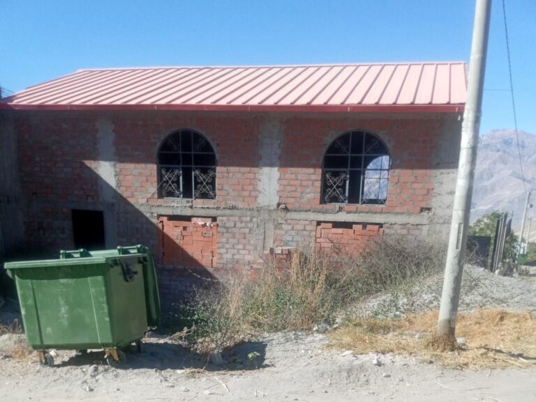 Trinquetes Políticos: ¿Lucrando en el nombre de Dios?