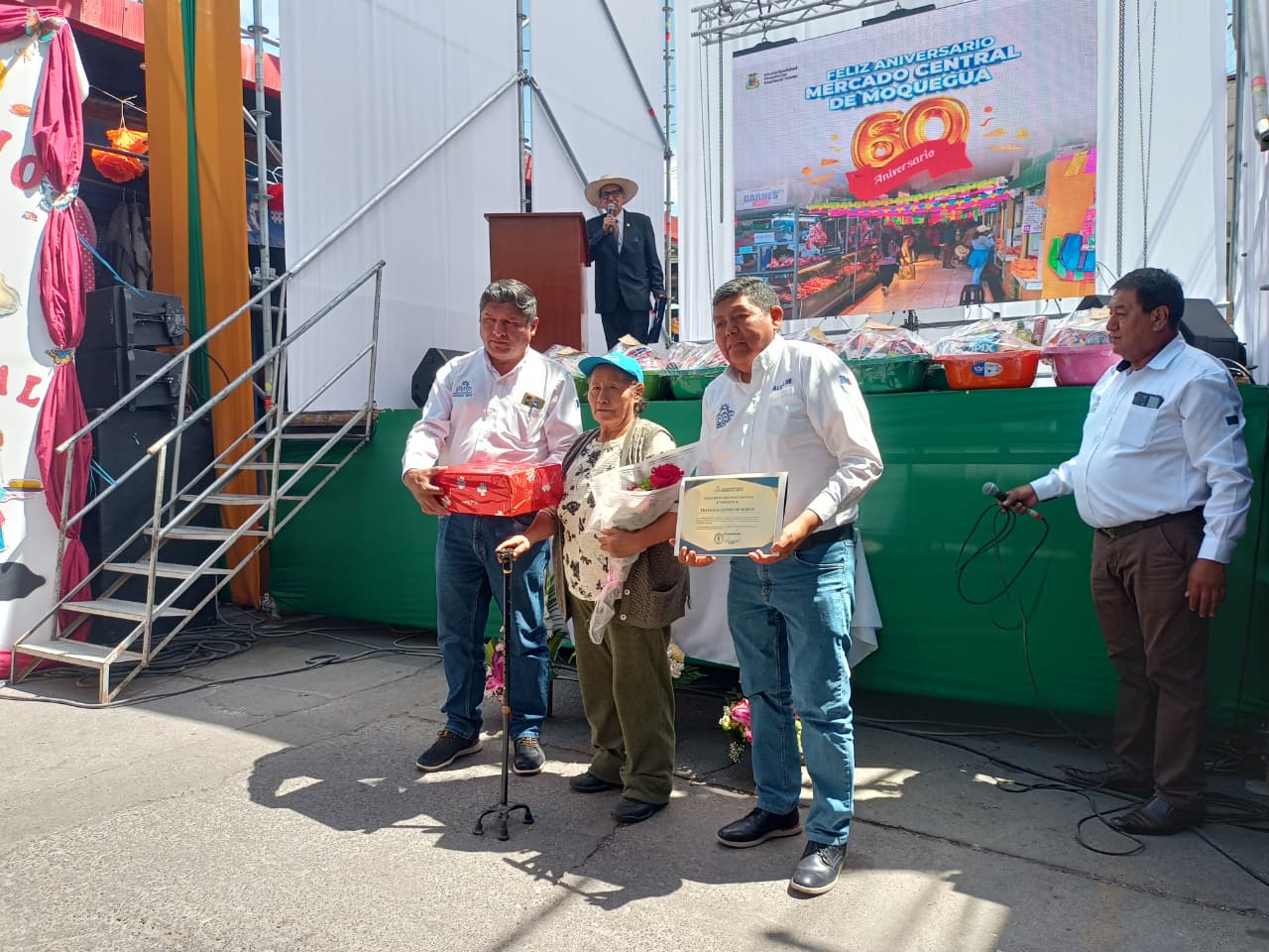 Ceremonia principal por Aniversario 60 del Mercado Central Moquegua 15092025 3 La Prensa Regional