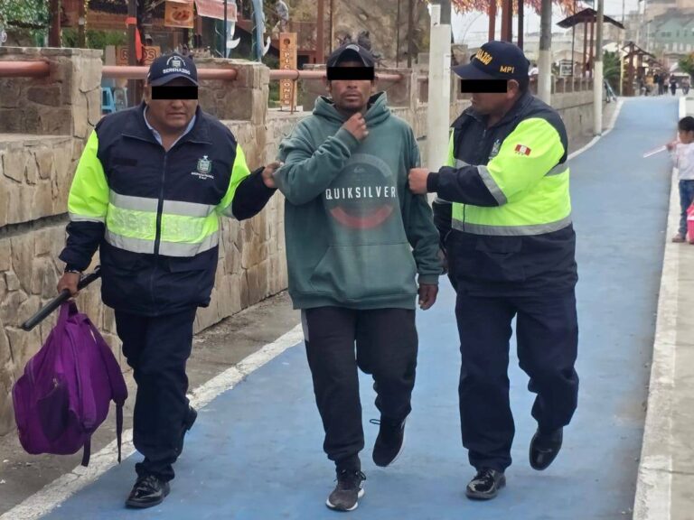 Playas de Mollendo: intervienen a sujeto que intentó robar mochila a estudiante