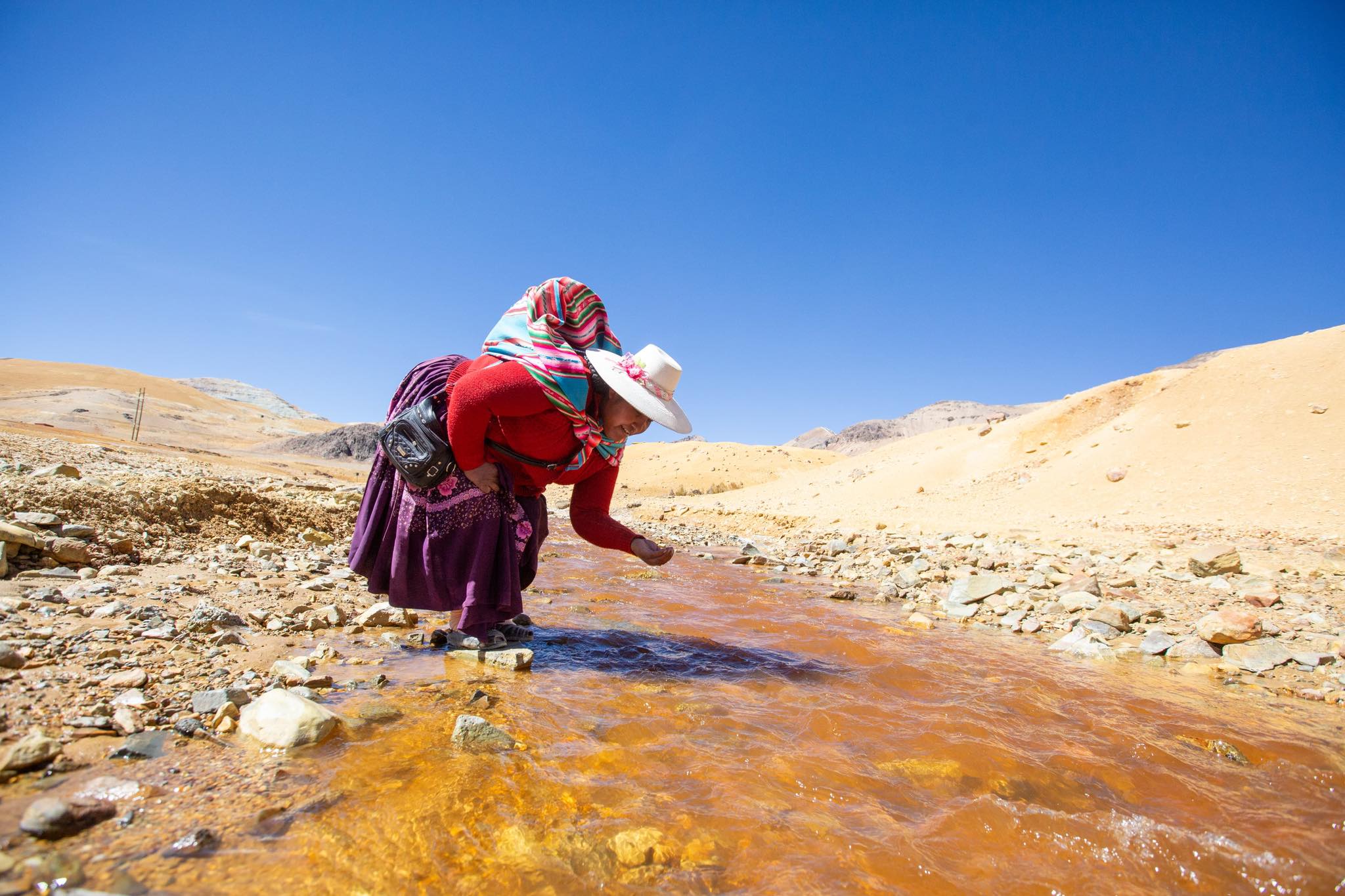 Trinquetes Políticos: Atención alcaldes de zonas andinas 2 Contaminacion del Rio Coralaque foto GOREM 10092025 La Prensa Regional
