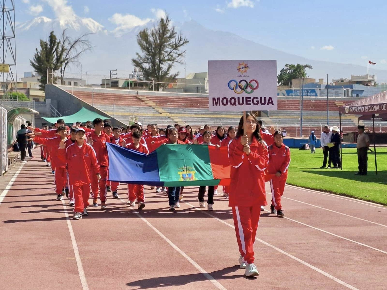 Trinquetes Políticos: Llevando "esperanzas" para Ichuña 2 Delegacion de Moquegua Juegos Escolares 2025 15092025 La Prensa Regional